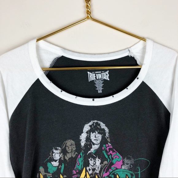 Torrid Def Leppard Distressed Raglan T-Shirt - Picture 5 of 7
